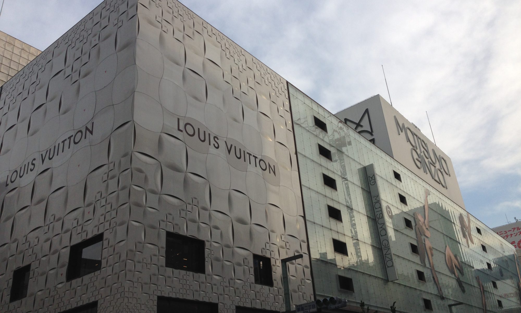 銀座　Louis Vuitton